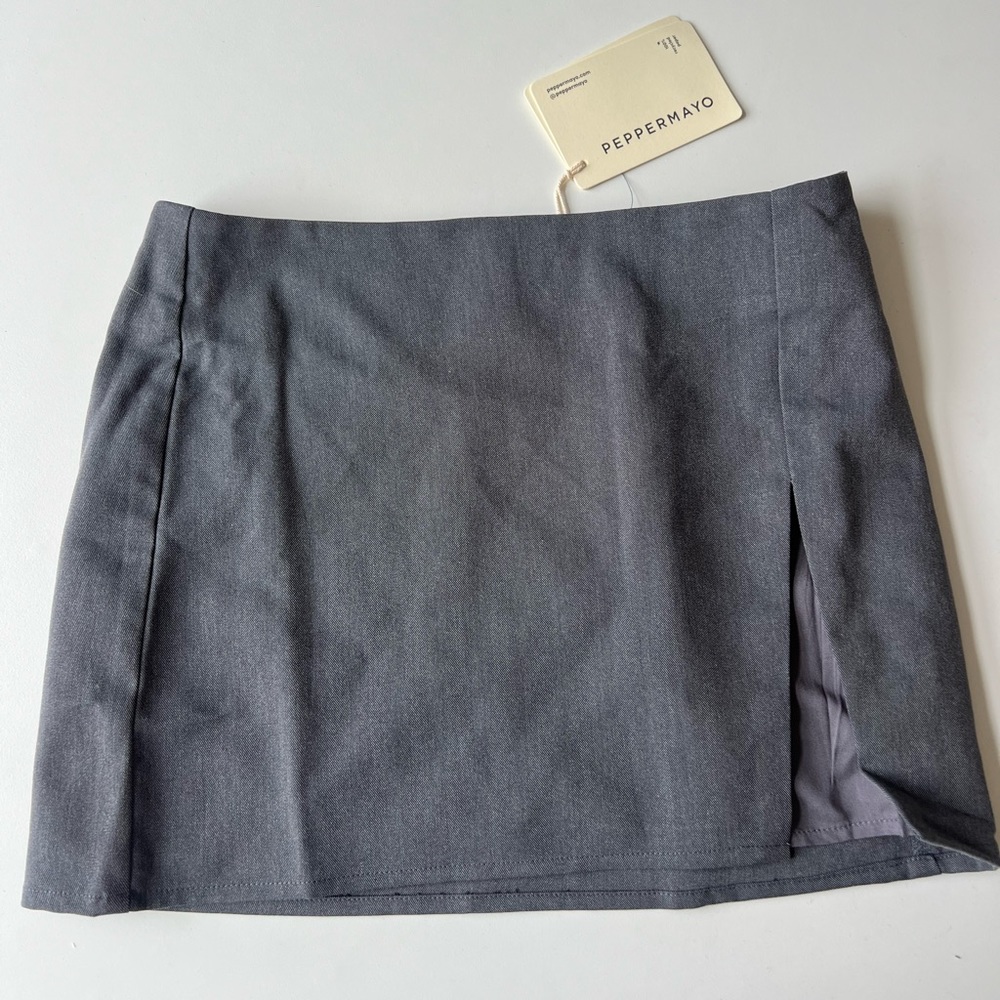 Pepper mayo grey slit mini skirt size US 0
